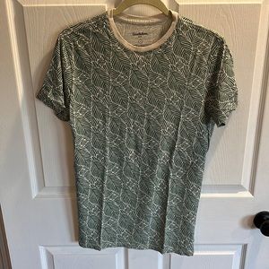 Goodfellow Tee Shirt